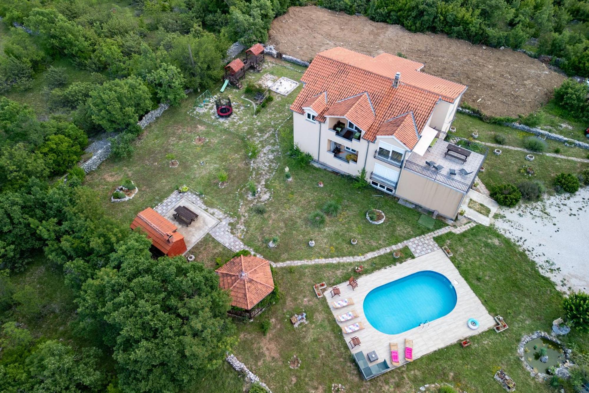 Villa Bravic Kraj  Exterior photo